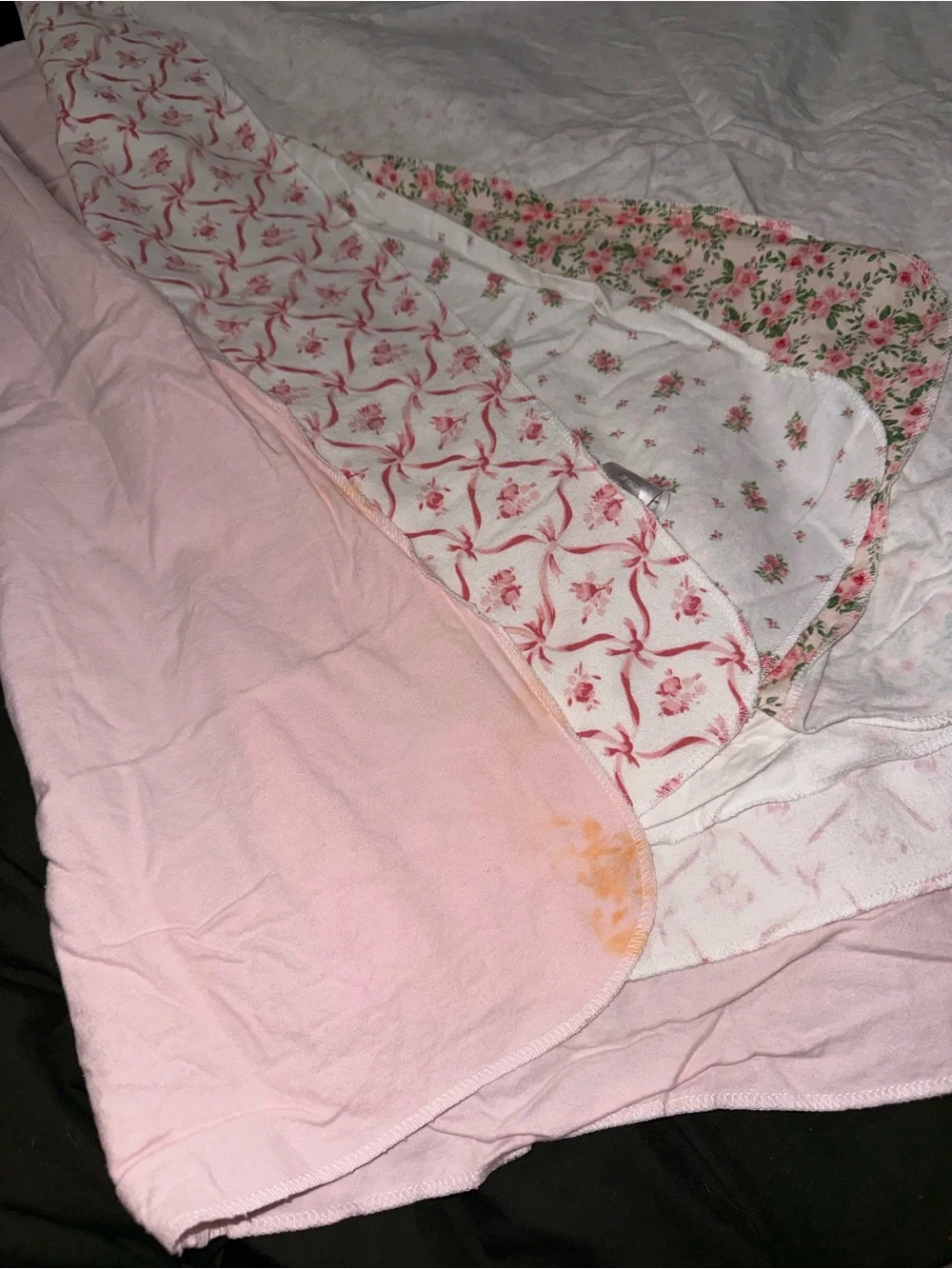 DC Girls Pink and White Floral Cotton bibs cloths - 4 Pack